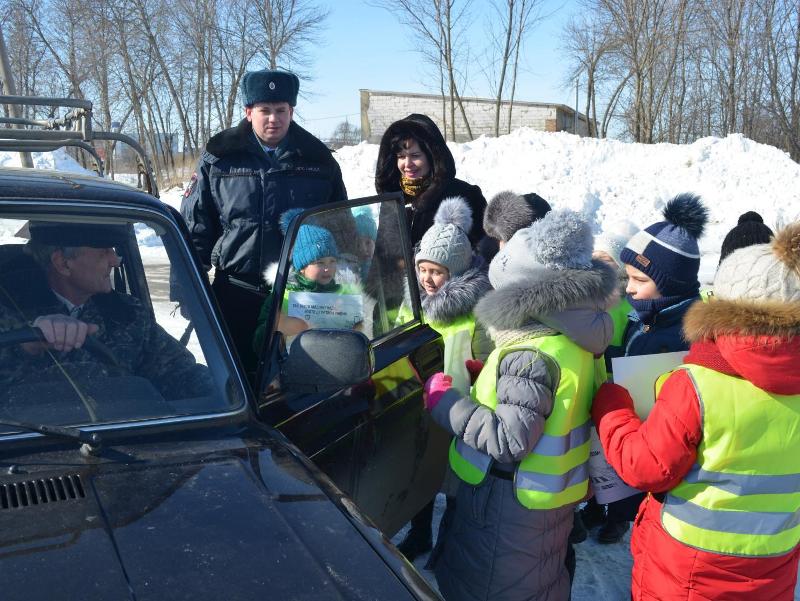 Пензенские автоинспекторы рассказывают школьникам о сложностях перехода